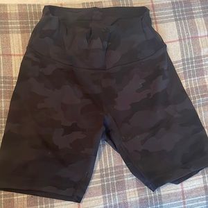 Grey camo bike shorts
